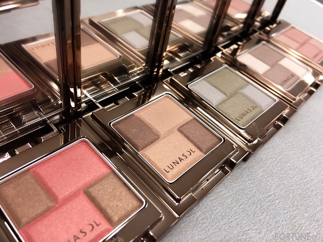 ふぉーちゅん・ルナソルアイシャドウ