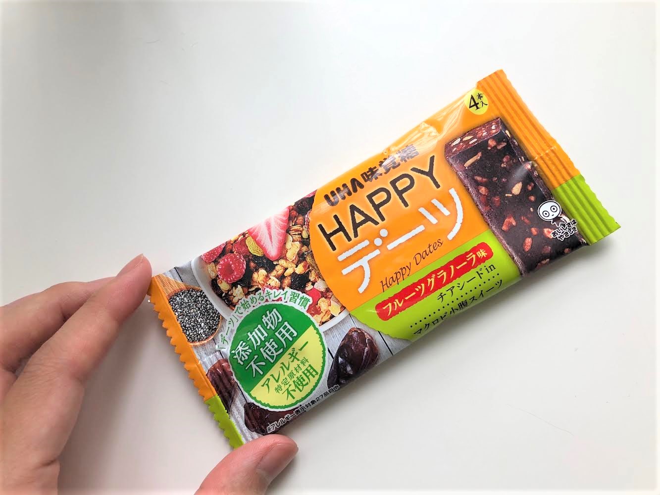 HAPPYデーツ（フルーツグラノーラ味）