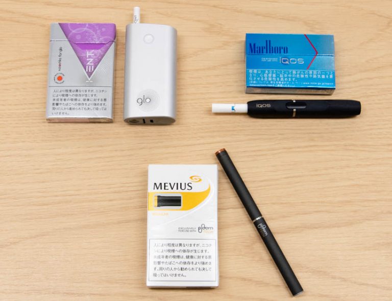 アイコス（上右）、グロー（上左）、プルーム・テック（下）