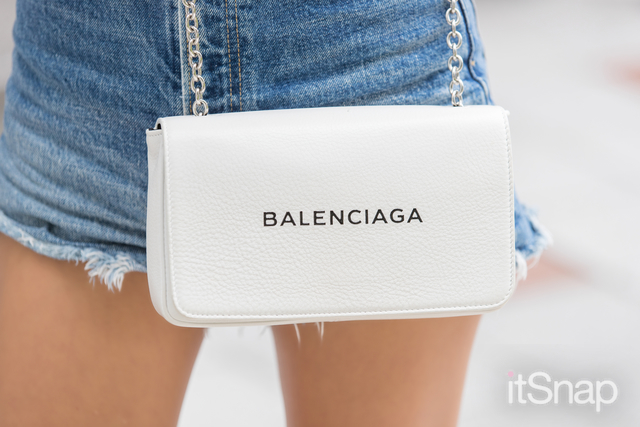 チェーンショルダーバッグ／BALENCIAGA