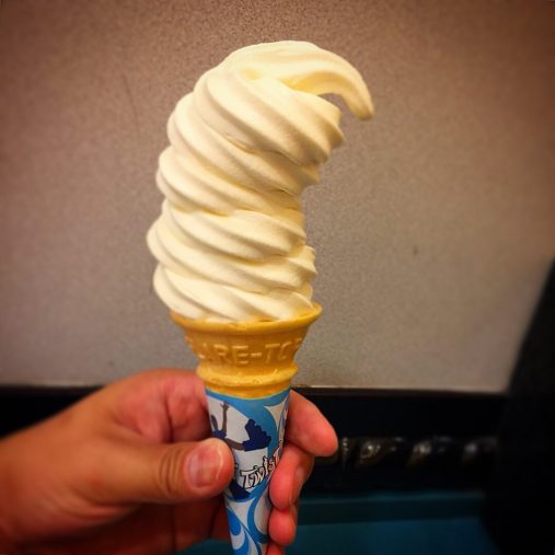 マクドナルド ソフトツイストタワーサイズ