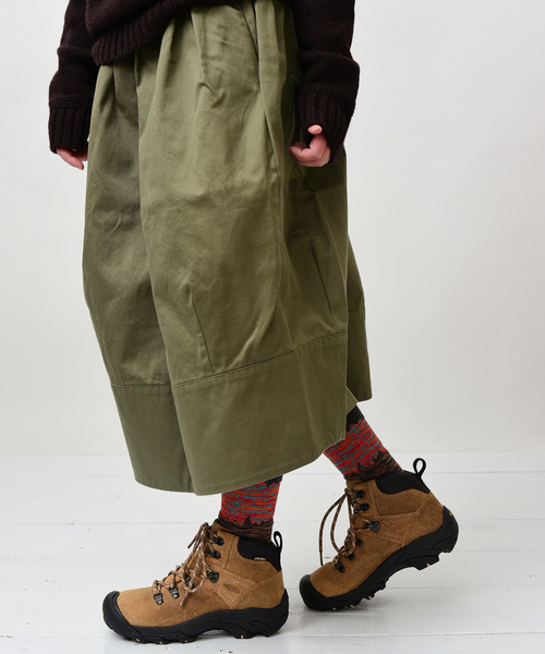 トレッキングシューズ