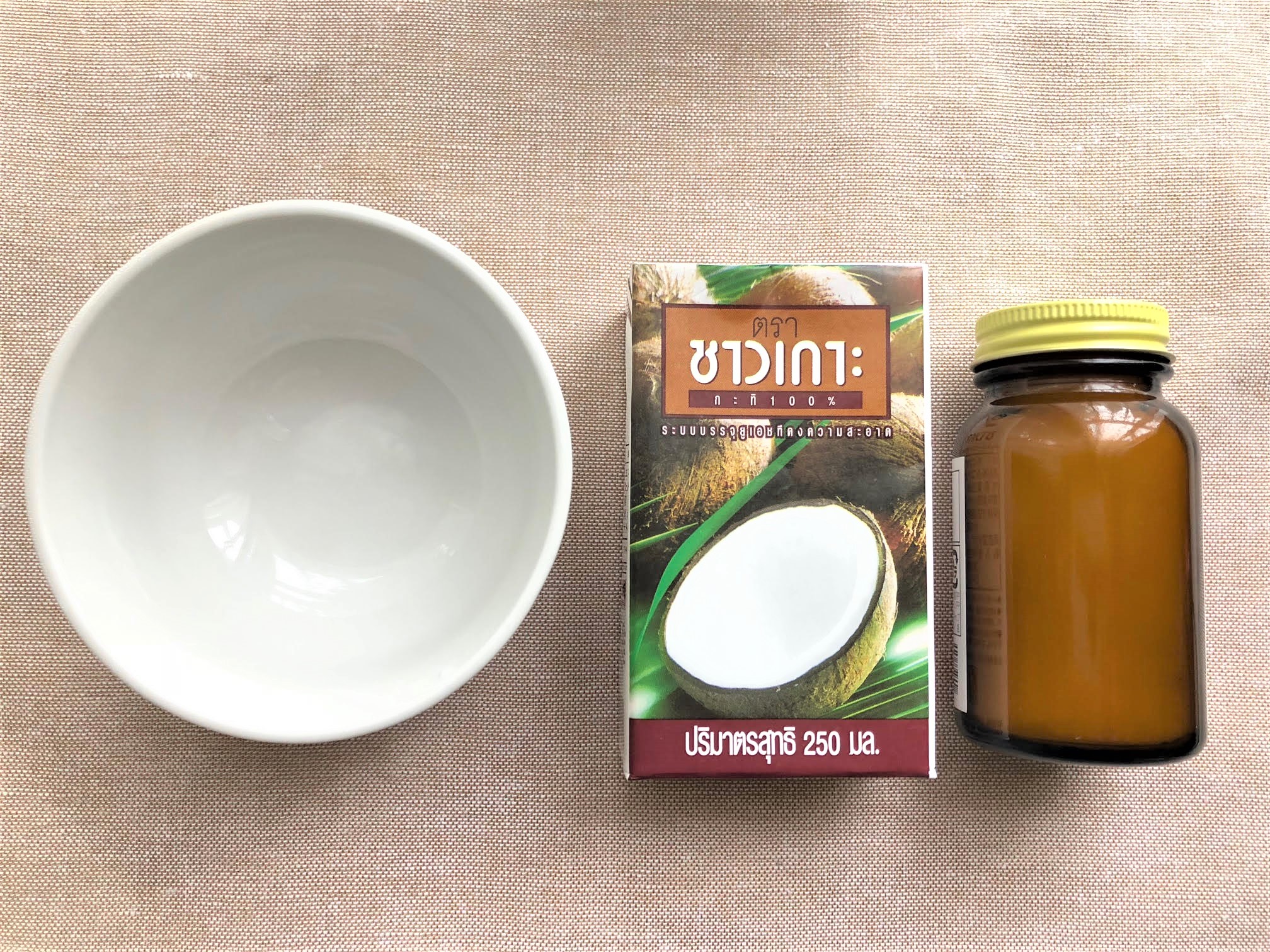 ココナッツミルクと植物性乳酸菌（粉末）