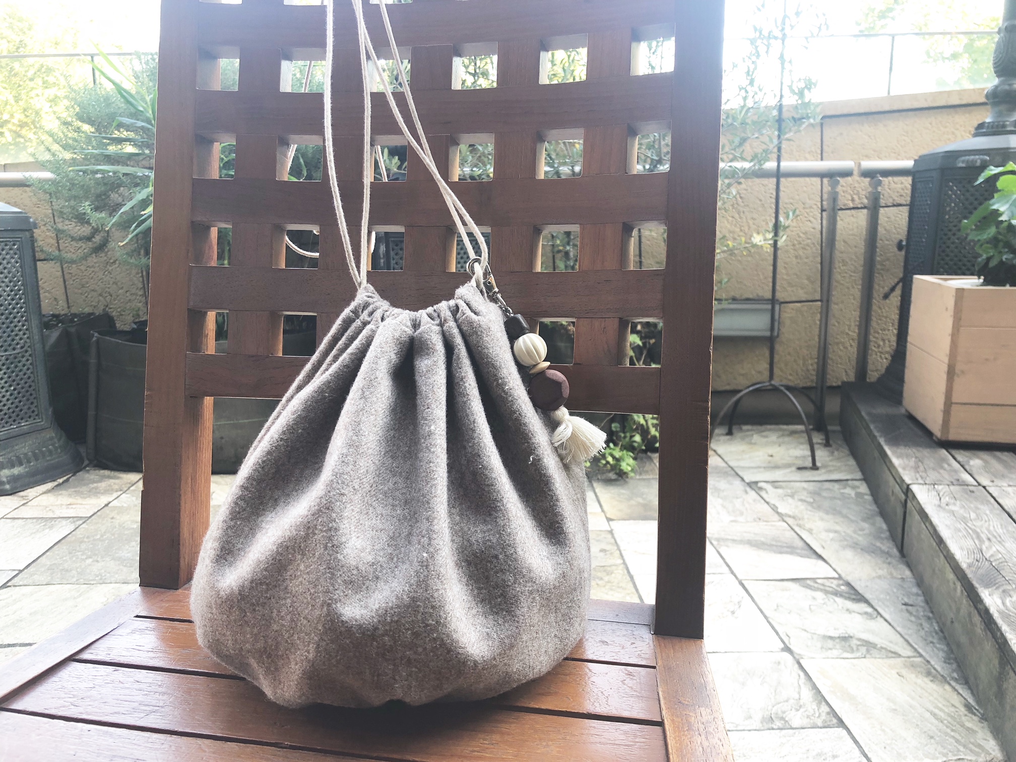 古川さん愛用ミニ巾着バッグ