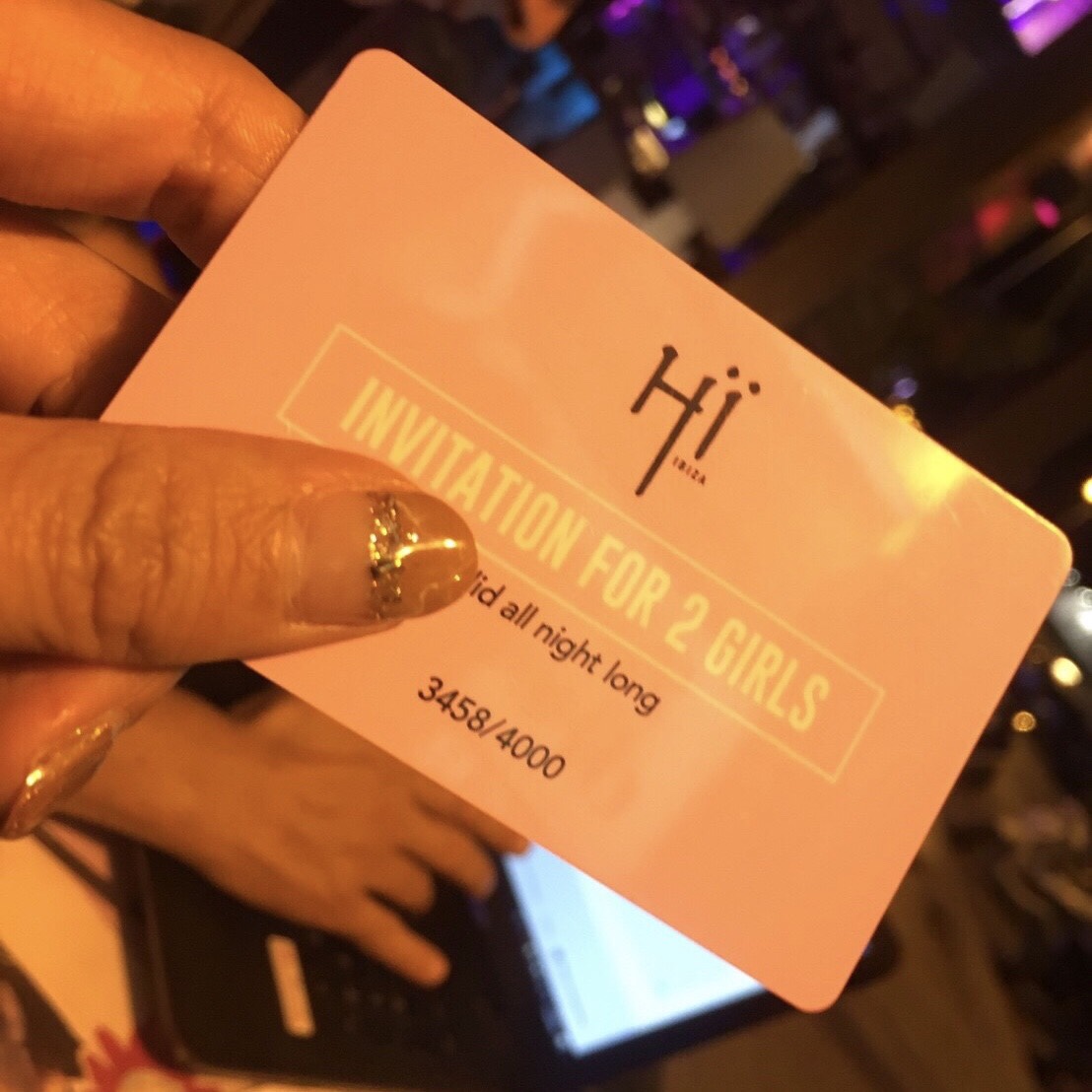 ハイイビサ　チケット