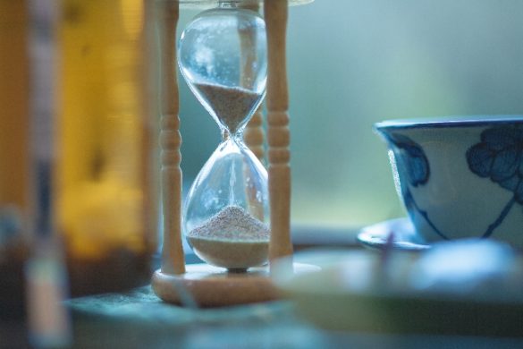 砂時計、縁、終焉