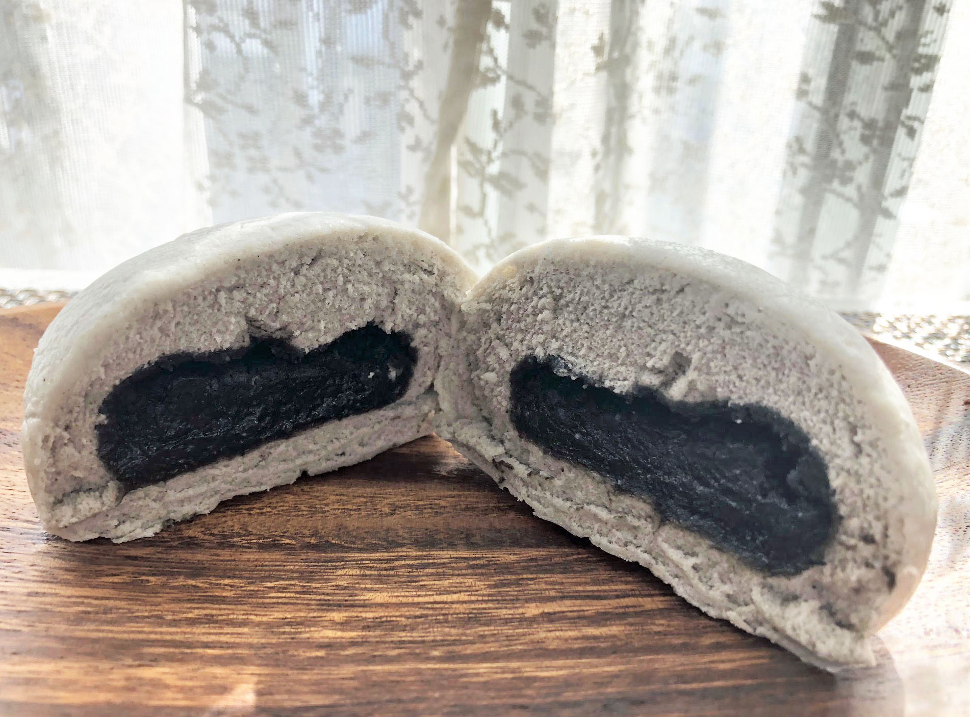 北海道小豆のごまあんまん