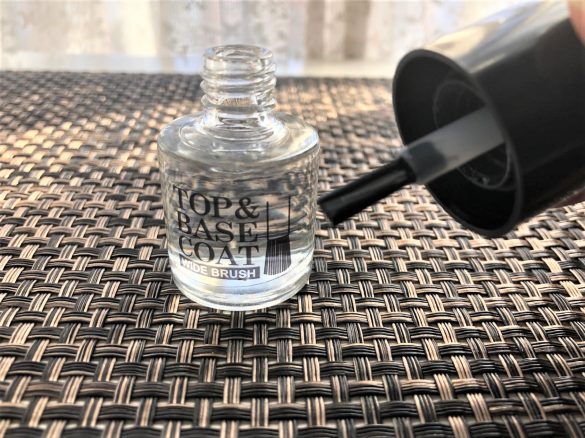 キャンドゥトップコート　毛先