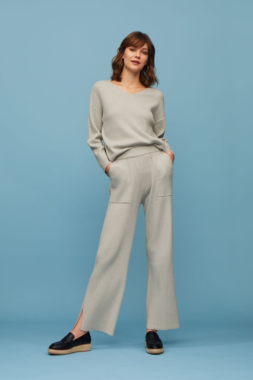 ワイドリブVネックニットチュニック(長袖)