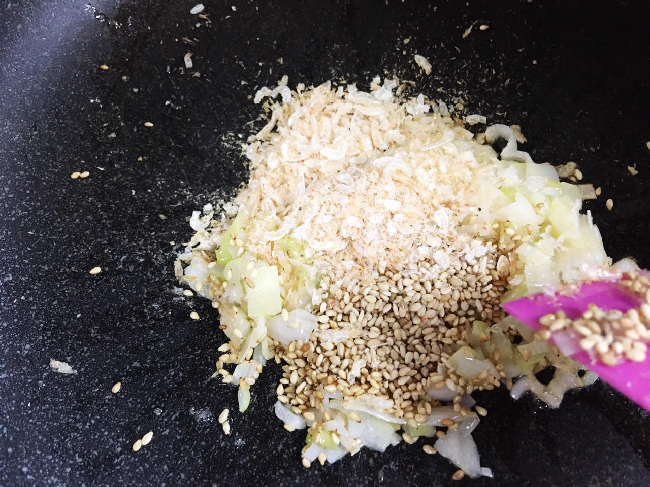 疲労回復に効くネギのふりかけ制作中