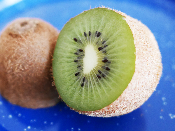 国産キウイフルーツ