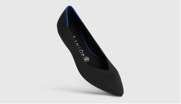 メーガン妃が着用したBlack Solid $145.00 Rothy’s公式オンラインショップより