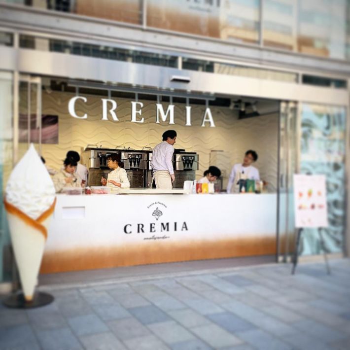 ポップアップストア「クレミア Bar 表参道」正面