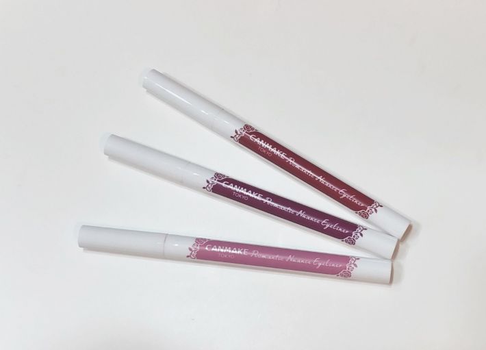 【ロマンティックニュアンスアイライナー】900円(税抜)