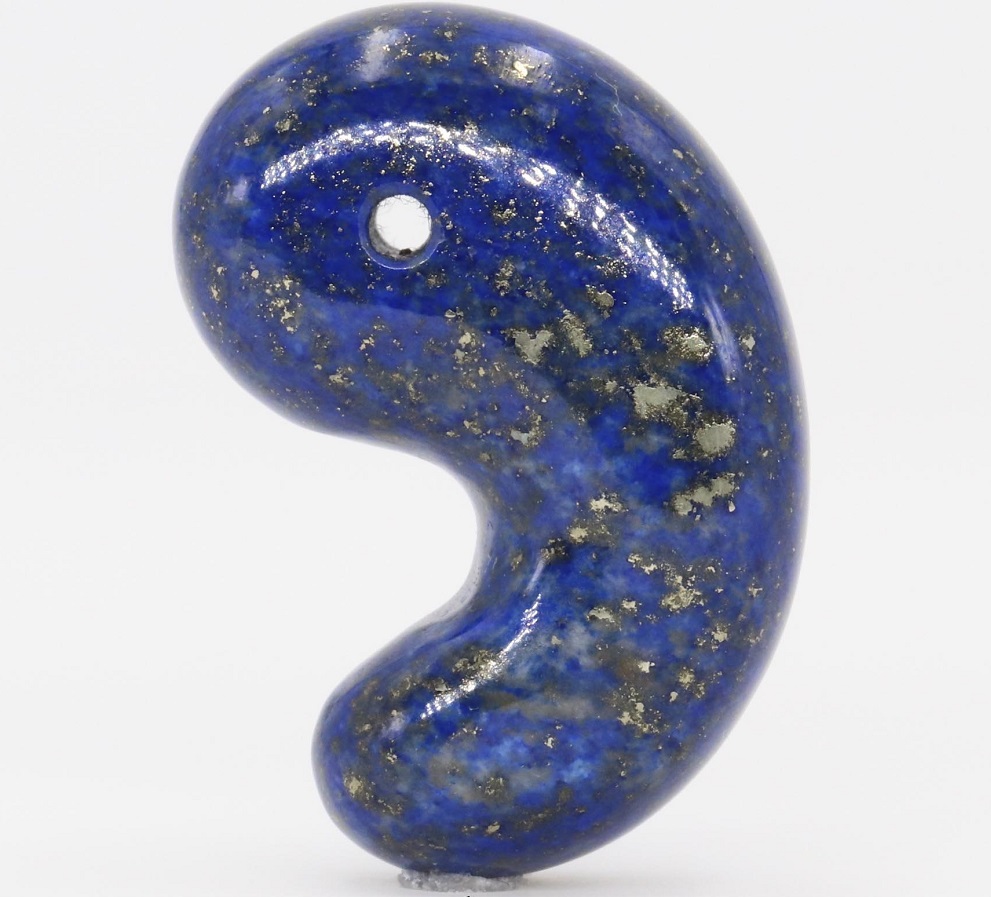 ラピスラズリ　勾玉