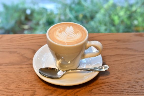 表参道 Single Origin Store（丸山珈琲）ラテアートつきカプチーノ