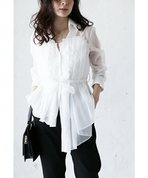 ステートメントシャツ