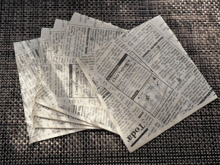 100均の映え花見グッズ「ペーパーナプキン（20枚入り）」