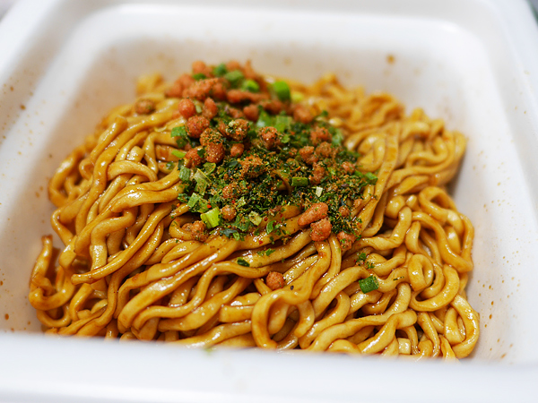 太麺濃い旨スパイシー焼そば