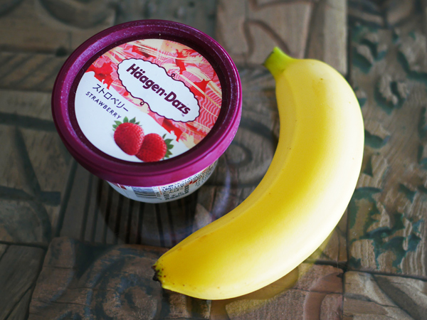 「いちごアイス」×「バナナ」＝ノルスタジックなアイスデザート