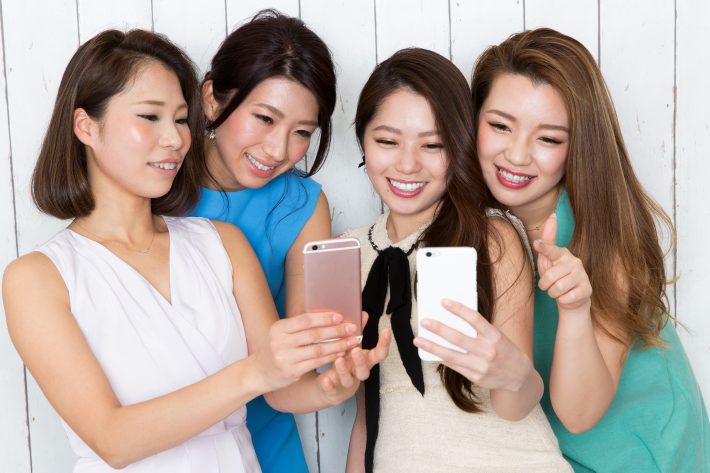 大学時代の友人4人で婚活グループを結成