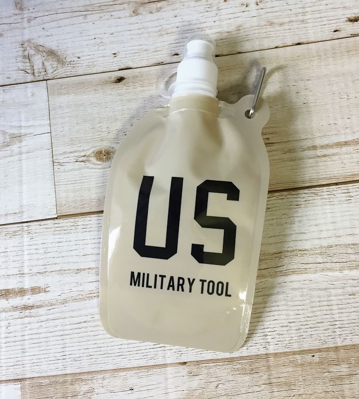 ソフトウォーターボトル　100円／seria