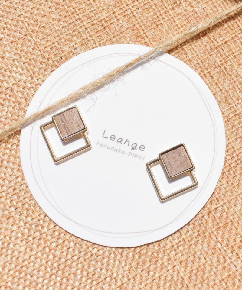 貼るだけピアスPiPPi(r)大人カジュアルウッディスクエア