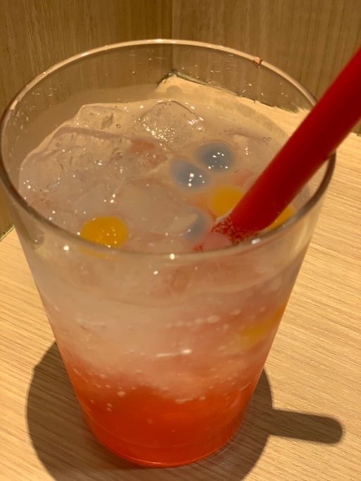 「タピオカアセロラレモンソーダ」(340円税込)