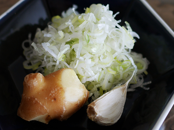 麻婆豆腐①薬味はなるべくホンモノなものを使う