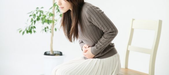 生理痛の女性