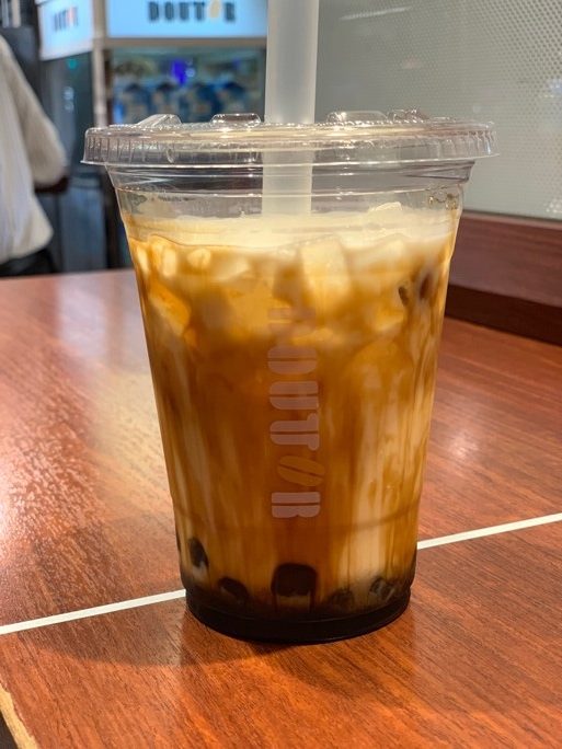 ドトール「タピオカ ～黒糖ミルク～」（450円税込み）