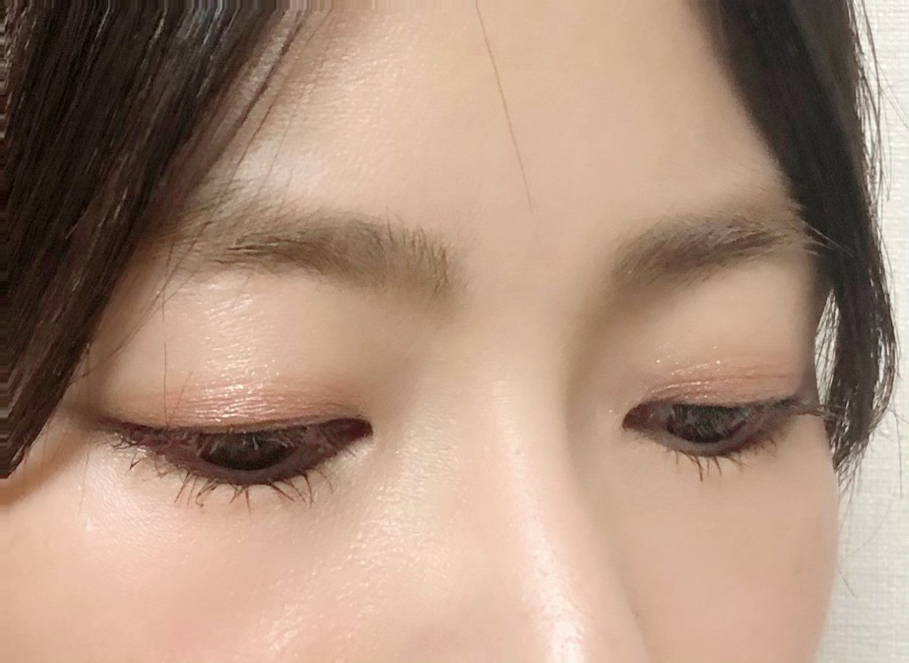 CLIO　[P59]　チェリーチョコ　1,296円(税込)　指原シャドウ　PLAZA　