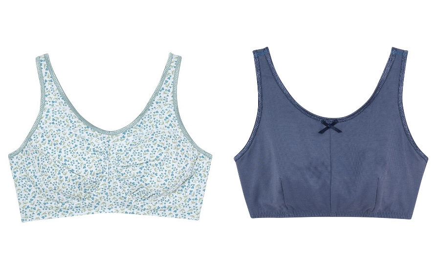ウンナナクール「パジャマブラ」￥3,300やアンフィー「寝るとき用ブラ」￥3,300
