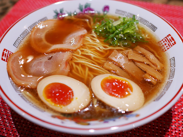 最強インスタント袋麺　藤原製麺