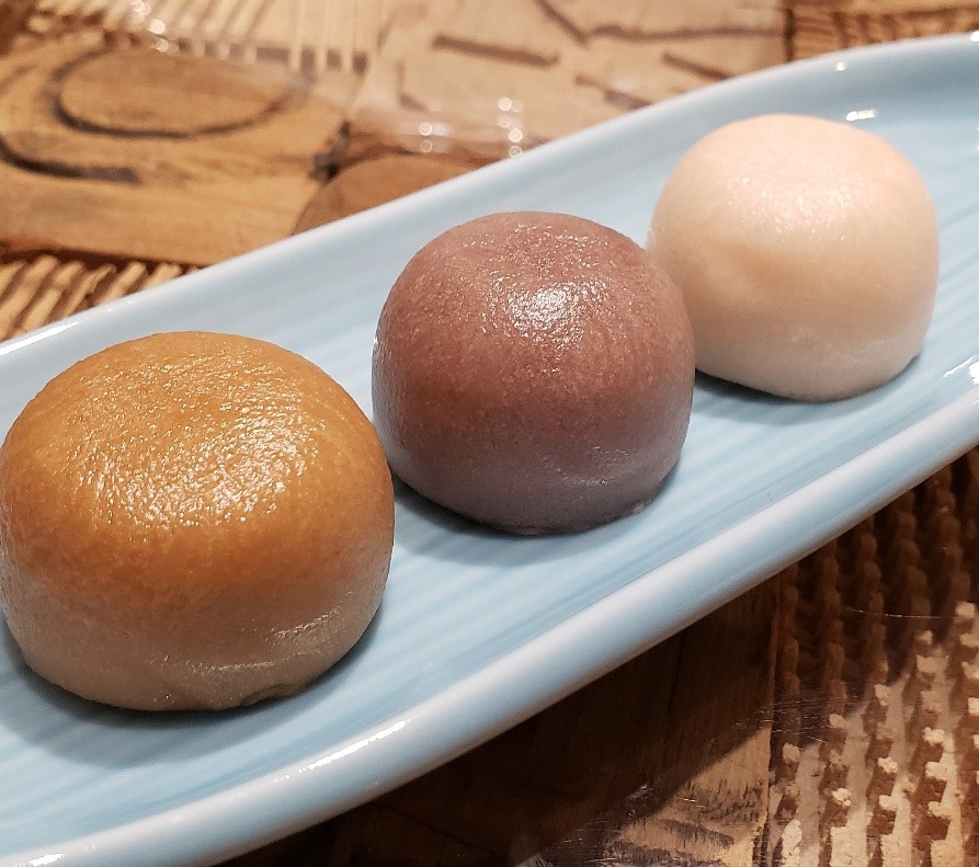 山田屋「山田屋まんじゅう」1個108円～