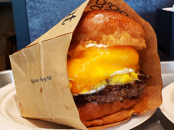 卵料理専門店「eggslut」　日本限定「ルートトゥエンティサンド」