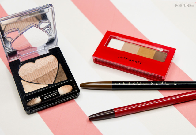 ふぉーちゅん・インテグレートアイメイク