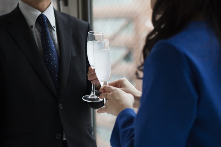 年齢が上がると女性が支払う額が増える…