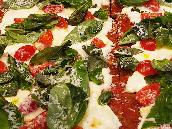 東京・表参道「低糖質ピザ専門店SONOBON」