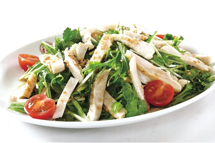 「水菜と蒸し鶏のサラダ」