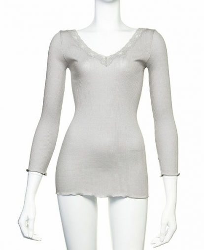 シュット！インティメイツ「COTTON SILK V-NECK」￥3900