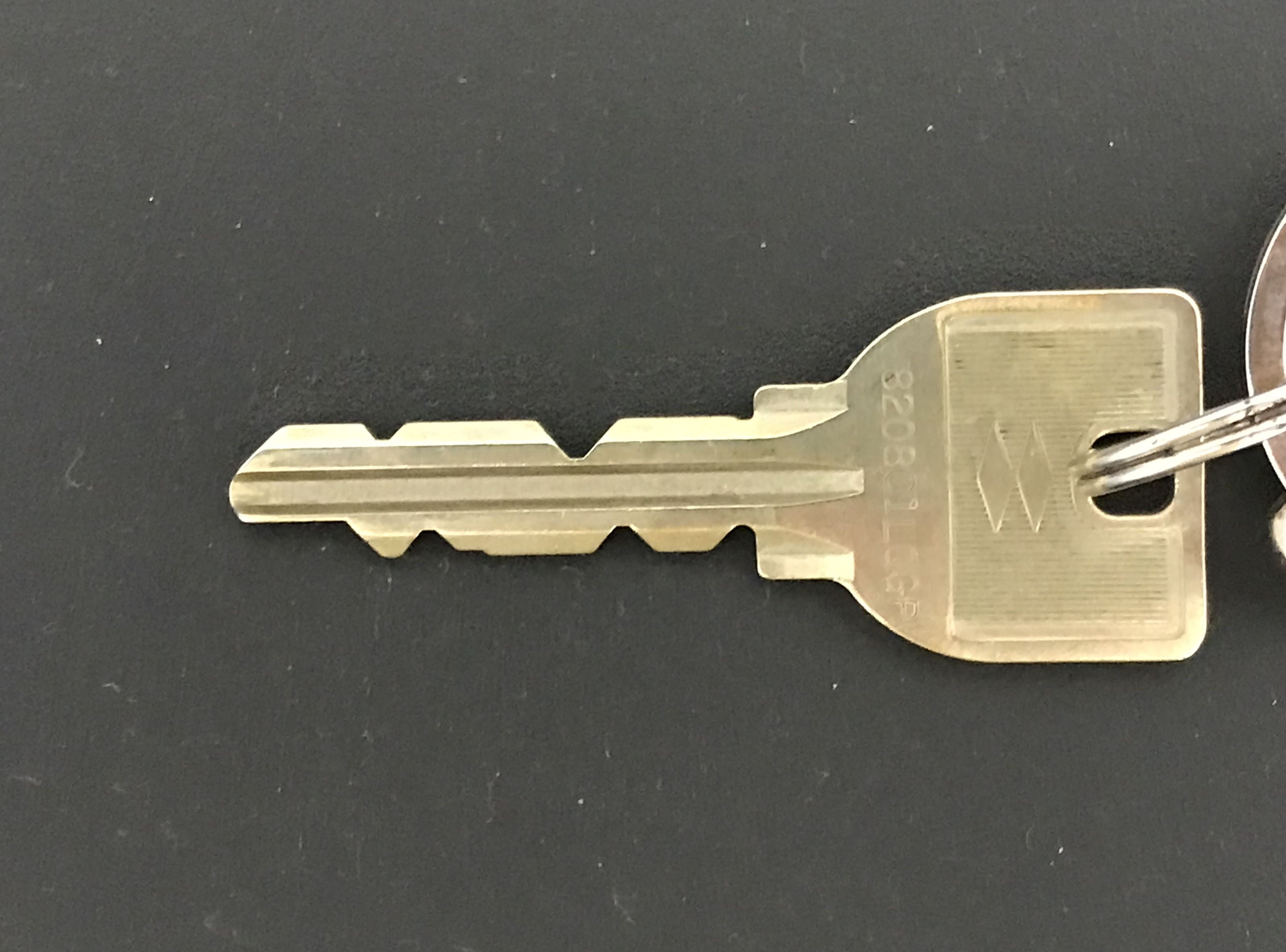 シェアハウス　トラブル　鍵