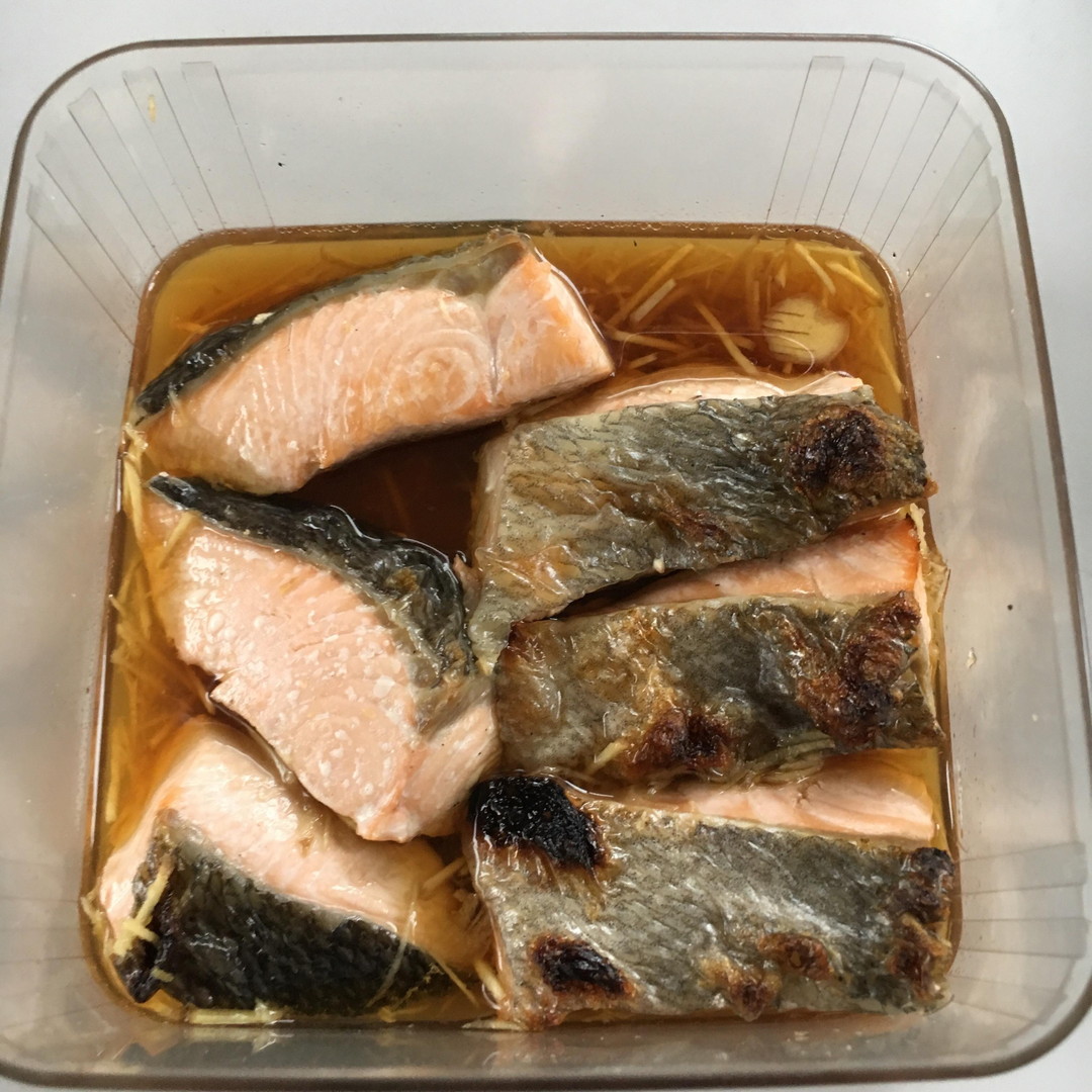 かんたん鮭の焼き漬け