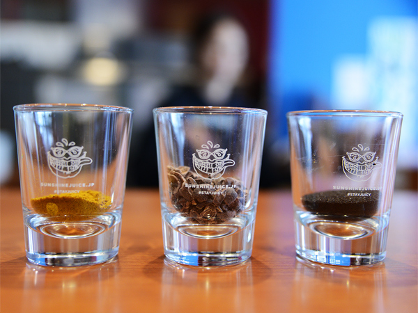 スーパーフード　コールドプレスジュース専門店「サンシャインジュース新橋店」