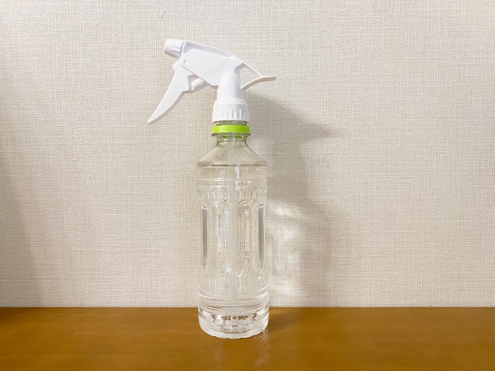 ダイソー「霧吹きヘッド」