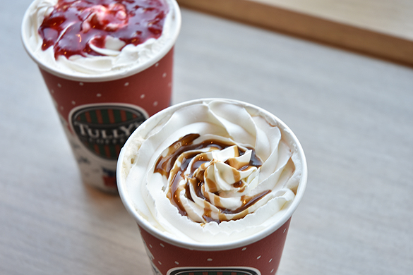 スタバ＆タリーズの季節限定ドリンク飲み比べ　タリーズコーヒーの期間限定品