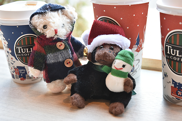 スタバ＆タリーズの季節限定ドリンク飲み比べ　クリスマス仕様のゴリーズ＆ベアフル(R)
