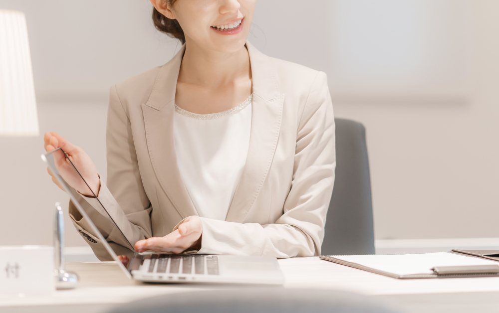 ウェディングプランナー　カウンセラー　受付