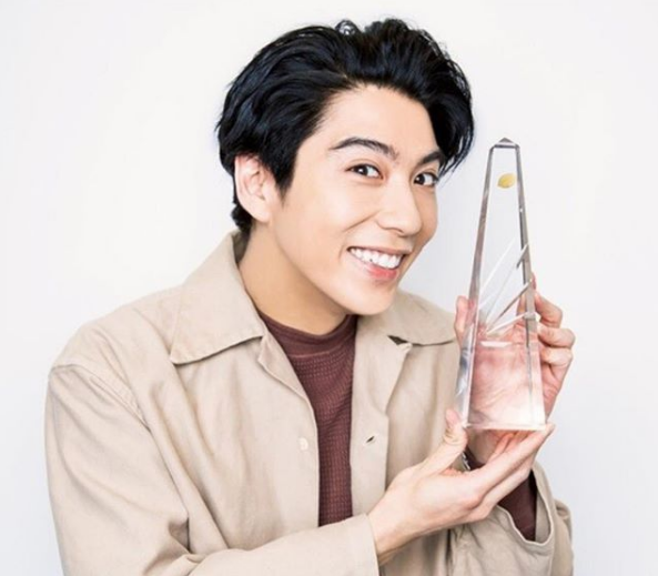 賀来賢人が2位 Cm起用社数ランキング 女性部門の圧倒的首位は 女子spa