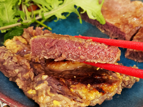 味気ない牛肉を 最高の熟成ステーキにする方法